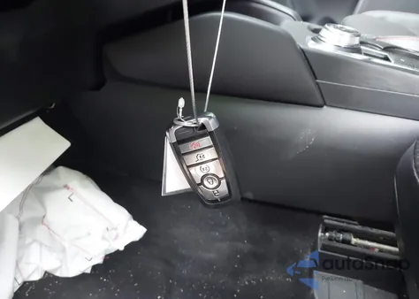 2024 Ford Escape St-Line z USA, uszkodzony, nr VIN 1FMCU0MZ1RUB18294